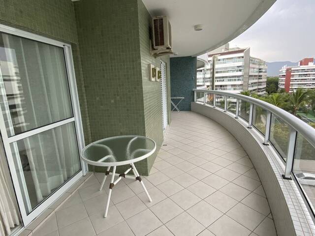 Apartamento para Venda em Bertioga - 2