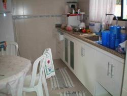 Sobrado para Venda em Bertioga - 2